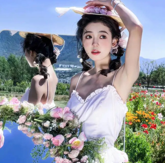 抽象画中的越南少女